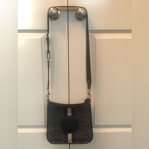 EUC Coach Dempsey Crossbody Bag